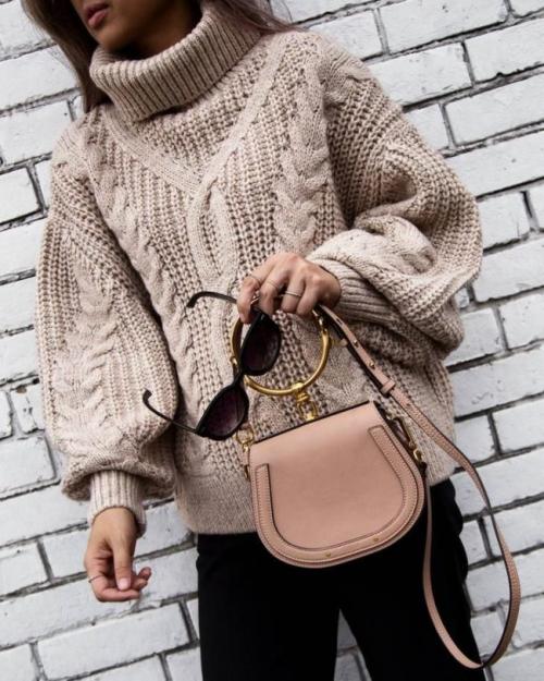 Красивые кофточки для женщин. Модные тенденции на свитерах и кофтах