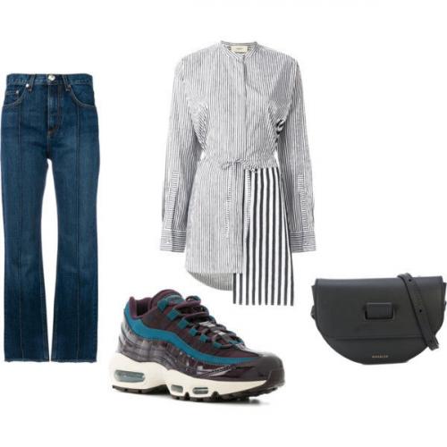 С чем носить кроссовки женщинам за 40 лет. С чем носить кроссовки женщинам за 40, чтобы выглядеть круто?