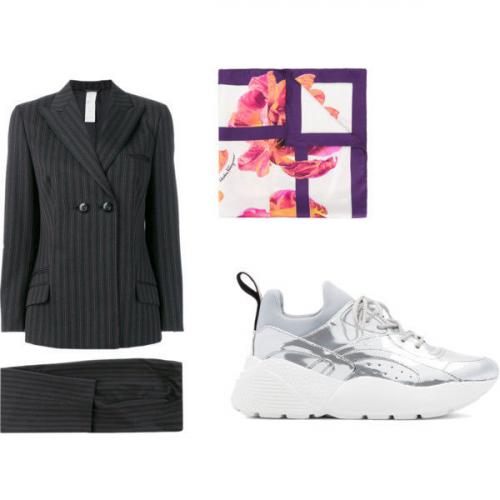 С чем носить кроссовки женщинам за 40 лет. С чем носить кроссовки женщинам за 40, чтобы выглядеть круто?