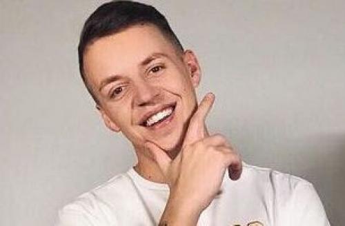 Что ты хочешь у нас дома целый кейс. Текст песни(слова) MARKUL - Blues