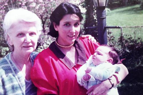 Грузинские женщины политики. Президент Грузии — женщина, впервые в истории страны. Кто она и почему победила?