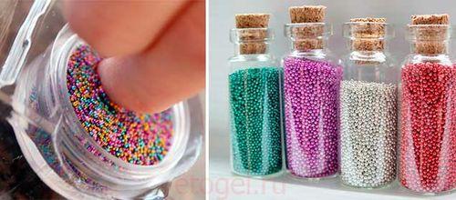 Стразы с бульонками на ногтях на ногах. Как крепить бульонки на гель-лак