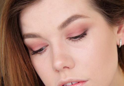 Палитра теней для век Ночная ваниль. КОЛЛЕКЦИЯ YVES ROCHER НОЧНАЯ ВАНИЛЬ