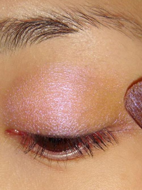 Красивый осенний макияж поэтапно. Осенний макияж для карих глаз 2019: фото и видео макияжа для осени