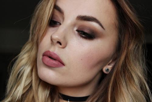 Красивый осенний макияж глаз. Рекомендации по цветовой палитре осеннего макияжа под цвет глаз