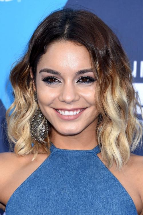 Темные корни и светлые волосы. Знаменитости со светлыми волосами и темными корнями