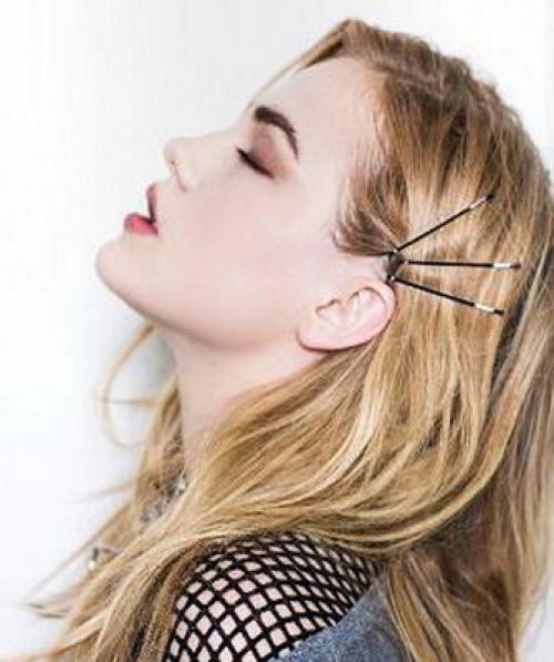 Заколоть красиво волосы средней длины. Как красиво заколоть короткие, средние и длинные волосы 33 Заколоть красиво волосы средней длины. Как красиво заколоть короткие, средние и длинные волосы 33