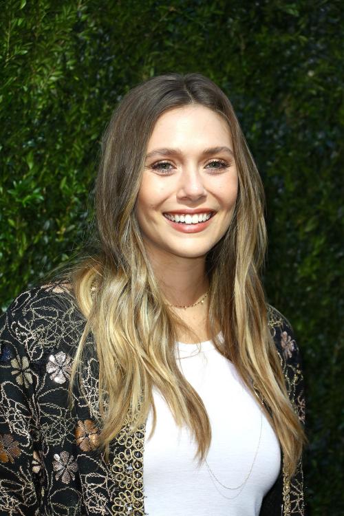 Темные корни и светлые волосы. Знаменитости со светлыми волосами и темными корнями