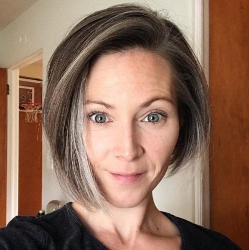 Короткие женские стрижки на ножке. Боб-каре на ножке – кому идет