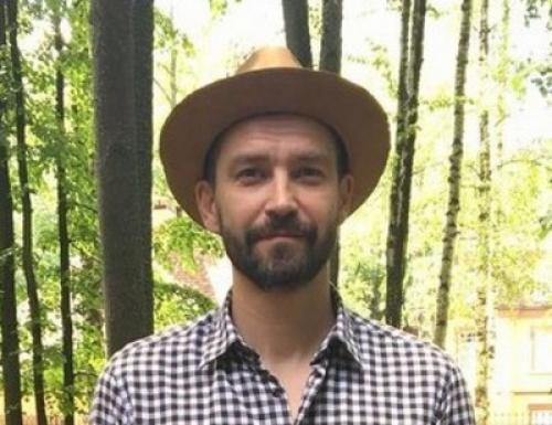 Ольга пилевская. Артист поделился приятной новостью — он стал отцом в шестой раз. Избранница подарила ему очаровательную малышку, которую назвали Теей. Сейчас звездная семья получает поздравления от друзей и поклонников.