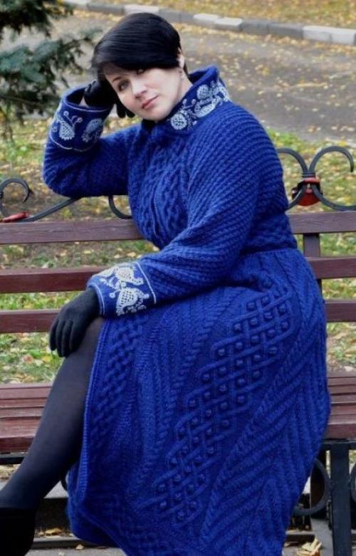 Стильные пальто для полных. Фасоны пальто для полных женщин фото