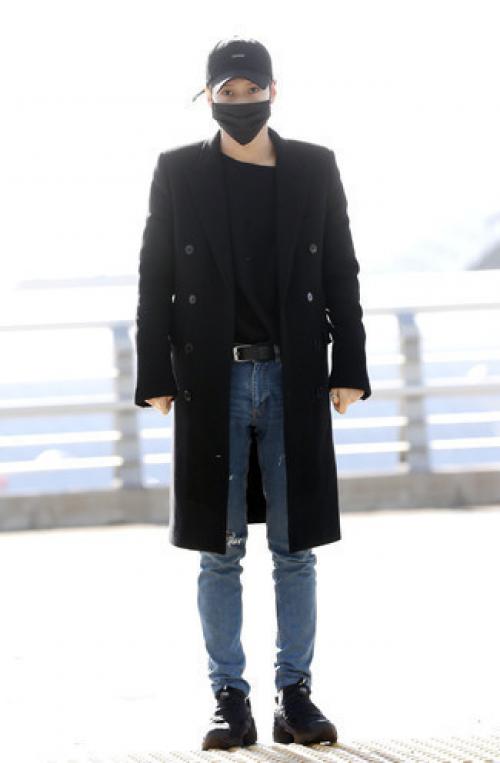 Какую обувь можно носить под пальто. С какой обувью носить женское пальто до колена? 09