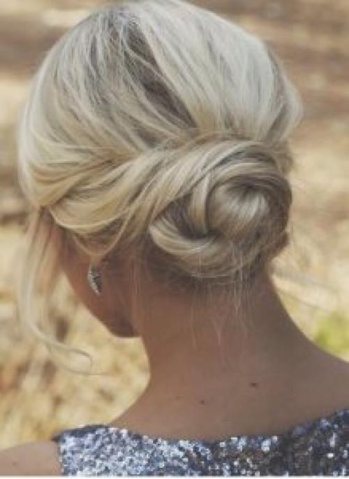 Пучок на короткие волосы. Пучок из коротких волос: стильно и элегантно