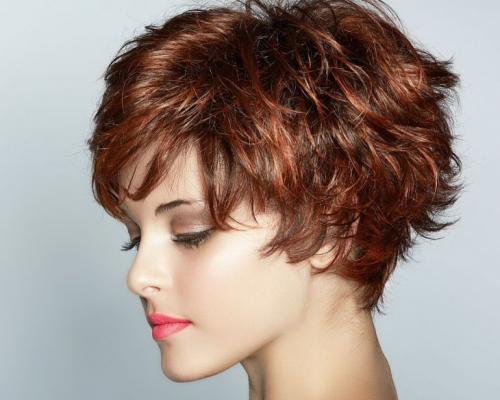 Гладкая прическа на короткие волосы. Прически на короткие волосы — лучшие идеи и советы по их реализации своими руками (85 фото)