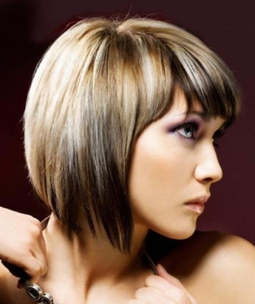 Короткие стрижки для вьющихся волос 2019. Модные прически средних кудрявых волос 2019 10