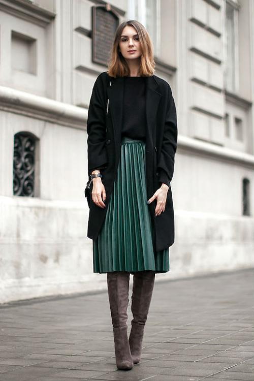 С чем носить салатовую юбку. Зеленая юбка – модный тренд (более 30 фото стильных образов)