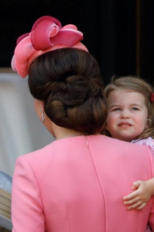 Стрижка Кейт Миддлтон коб. Как повторить элегантную прическу Кейт Миддлтон 07 Стрижка Кейт Миддлтон коб. Как повторить элегантную прическу Кейт Миддлтон 07