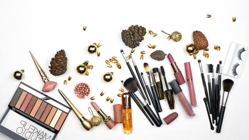 Как выбрать подходящую силиконовую кисть для макияжа губ. Правила выбора хороших кистей для макияжа