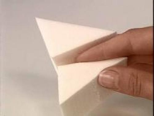 Какие преимущества имеет аппликатор для помады и блеска по сравнению с пальцами или губкой. 2014 - 02:09 , admin . 6223 0