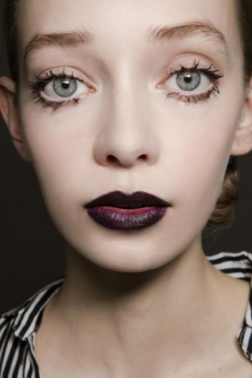 Как накрасить ресницы паучьи лапки. Тренд: склеенные ресницы