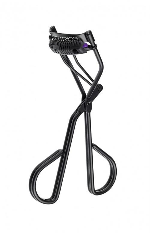 Как накрасить ресницы, чтобы были, как нарощенные. Эффект нарощенных ресниц: как создать при помощи туши?