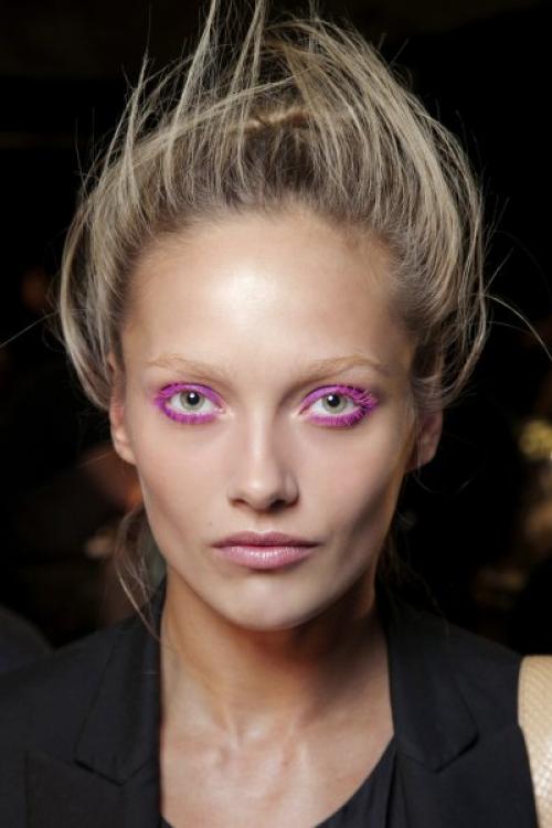 Цветная тушь для ресниц. Как выбрать оттенок цветной туши для ресниц?