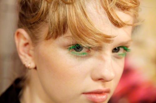 Как носить цветную тушь. Как правильно подобрать цветную тушь для ресниц.