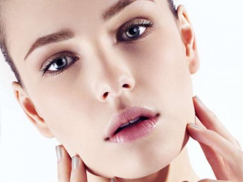 Лицо естественное. Естественный макияж — тренд сезона и обзор лучших идей по формированию естественной красоты (140 фото + видео)