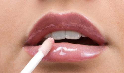 Как сделать помаду в домашних условиях. Лучшие рецепты для приготовления помады своими руками 03 Как сделать помаду в домашних условиях. Лучшие рецепты для приготовления помады своими руками 03