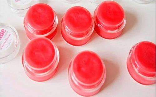 Как сделать помаду в домашних условиях. Лучшие рецепты для приготовления помады своими руками 13 Как сделать помаду в домашних условиях. Лучшие рецепты для приготовления помады своими руками 13