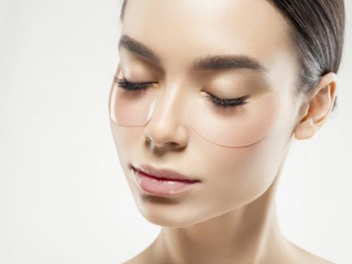 Как осветлить пудру для лица. Пудра для кожи вокруг глаз: всё о средстве