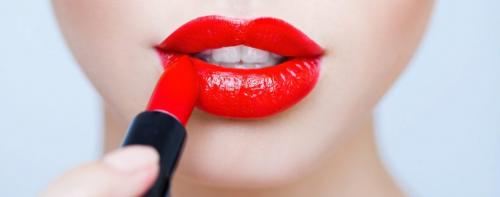 Как сделать помаду в домашних условиях. Лучшие рецепты для приготовления помады своими руками 01 Как сделать помаду в домашних условиях. Лучшие рецепты для приготовления помады своими руками 01