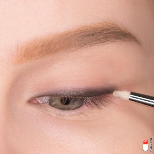 Смоки айс легкий способ. Как создать эффект смоки айс, используя жидкий лайнер?