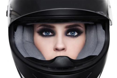 Макияж смоки айс для голубых. Особенности макияжа 02 Макияж смоки айс для голубых. Особенности макияжа 02