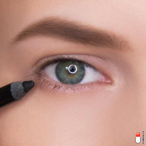 Макияж смоки айс для зеленых глаз. Смоки айс для зеленых глаз: фотоинструкция
