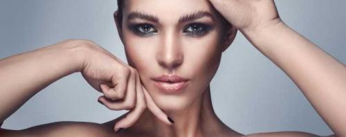 Смоки айс макияж. Макияж смоки айс — пошаговая инструкция, как легко выполнить дымчатый макияж глаз. 140 фото, тонкости техники + описание макияжа смоки айс от А до Я