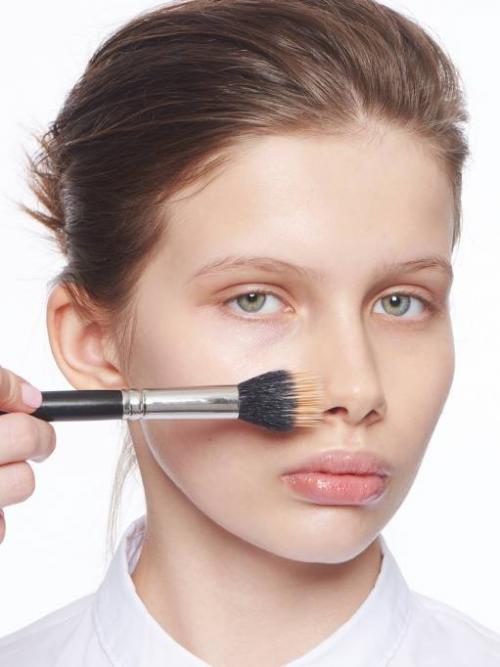 Макияж глаз повседневный пошагово. Дневной макияж под цвет глаз