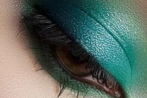 Как ваш макияж влияет на ваши отношения 10