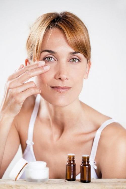 Как убрать стразу после наращивания ресниц. Восстановление ресниц после наращивания