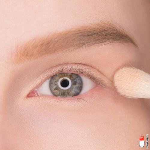 Как сделать смоки айс. Как создать эффект смоки айс, используя жидкий лайнер?