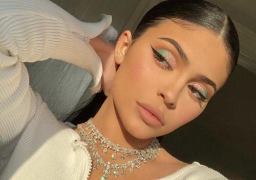 Первое впечатление: Как макияж влияет на восприятие женщины мужчиной 21 Первое впечатление: Как макияж влияет на восприятие женщины мужчиной 21