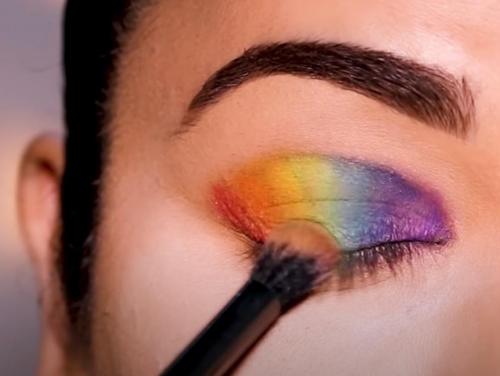 Как сделать макияж для карих глаз: советы для повседневности 07 Как сделать макияж для карих глаз: советы для повседневности 07