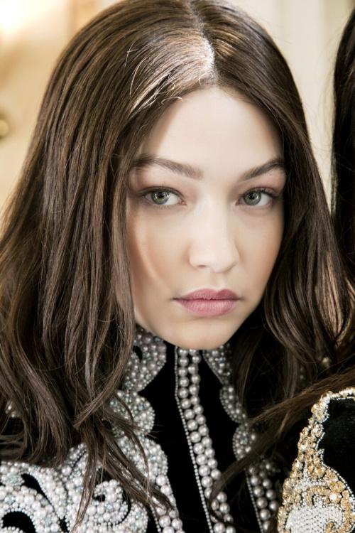 Как макияж может подчеркивать или скрывать индивидуальные черты лица, и как это воспринимается мужчинами. Как подобрать макияж с учетом внешности?