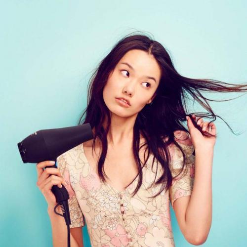 Как правильно расчесывать нарощенные волосы. Как ухаживать за нарощенными волосами: правильное мытье, расчесывание, а также рекомендации по укладке