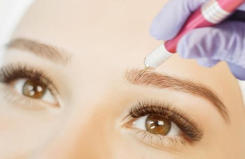 Как делают татуаж бровей и уход за бровями после процедуры. Что такое татуаж бровей? 07