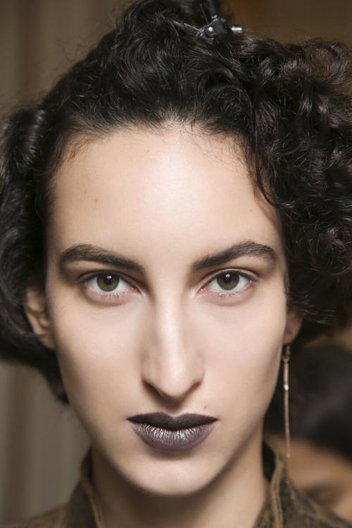 Можно ли использовать яркие цвета для макияжа карих глаз. Яркий макияж для карих глаз