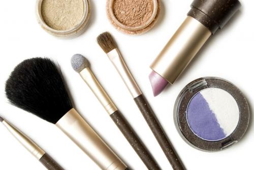 Как правильно использовать кисточку для теней. Какой кистью наносить тени? 5 вариантов
