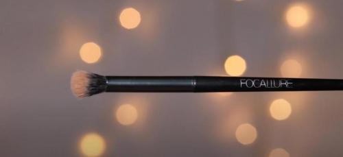 Пошаговое руководство: как красиво накрасить тени на карие глаза 07 Пошаговое руководство: как красиво накрасить тени на карие глаза 07