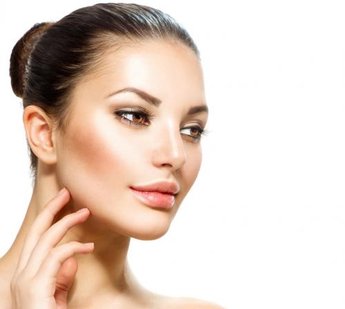 Как наносить румяна на овальное лицо. Нанесение румян в зависимости от формы лица