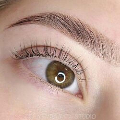 Уход за ресницами после наращивания. Правила ухода за наращенными ресницами в первые дни после процедуры 01 Уход за ресницами после наращивания. Правила ухода за наращенными ресницами в первые дни после процедуры 01